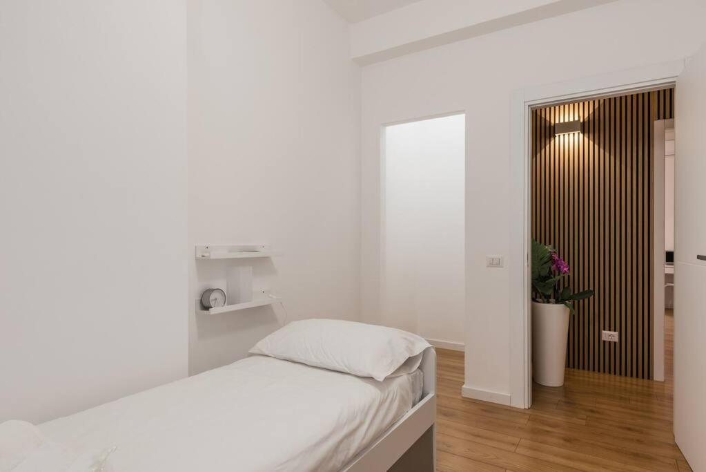 The Fifth Properties * Roma